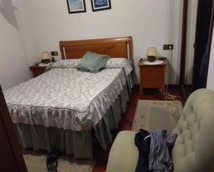 Bedroom of Flat for sale in Llanes