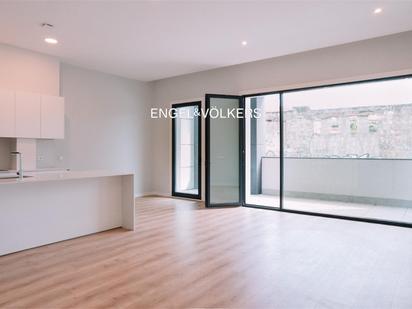 Sala d'estar de Apartament en venda en Vigo  amb Terrassa