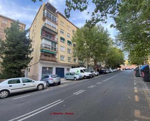 Vista exterior de Pis en venda en  Granada Capital amb Terrassa