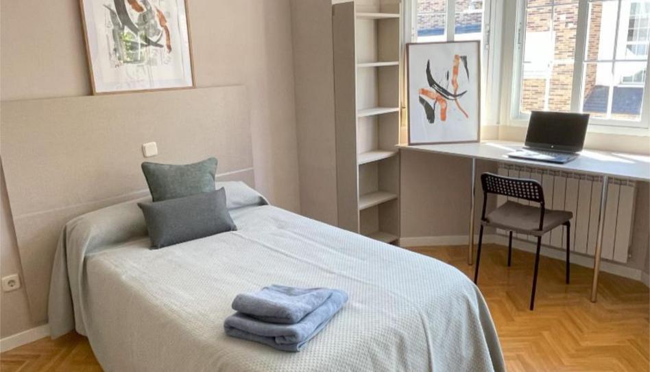 Foto 1 de Casa adosada per a compartir a Calle de Mario Vargas Llosa, 1, Los Llanos - Valle Pardo, Madrid