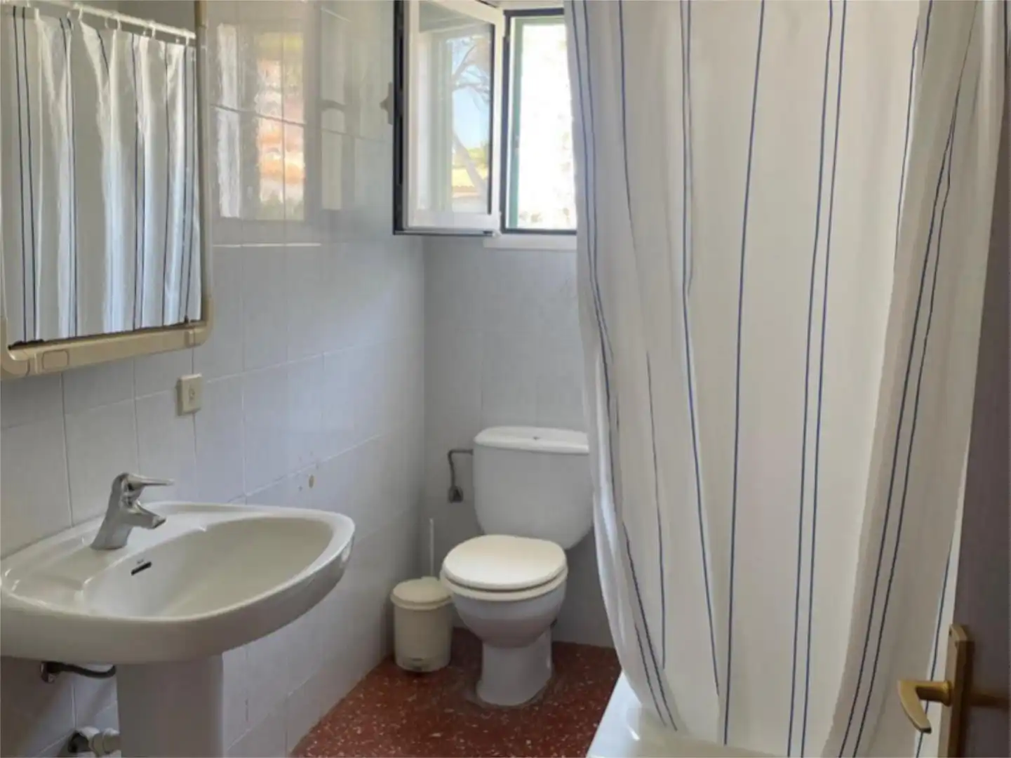 Bany de Casa o xalet en venda en Sant Lluís amb Terrassa