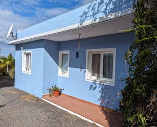 Vista exterior de Casa o xalet en venda en El Paso amb Terrassa