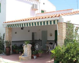 Exterior view of Flat to rent in Viso del Marqués  with Air Conditioner and Balcony