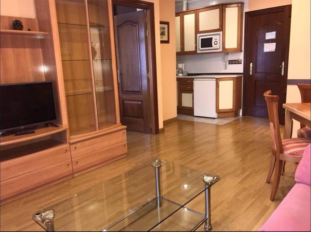 Piso en Alquiler en Calle Moisés de León, 47 en El Ejido - Santa Ana