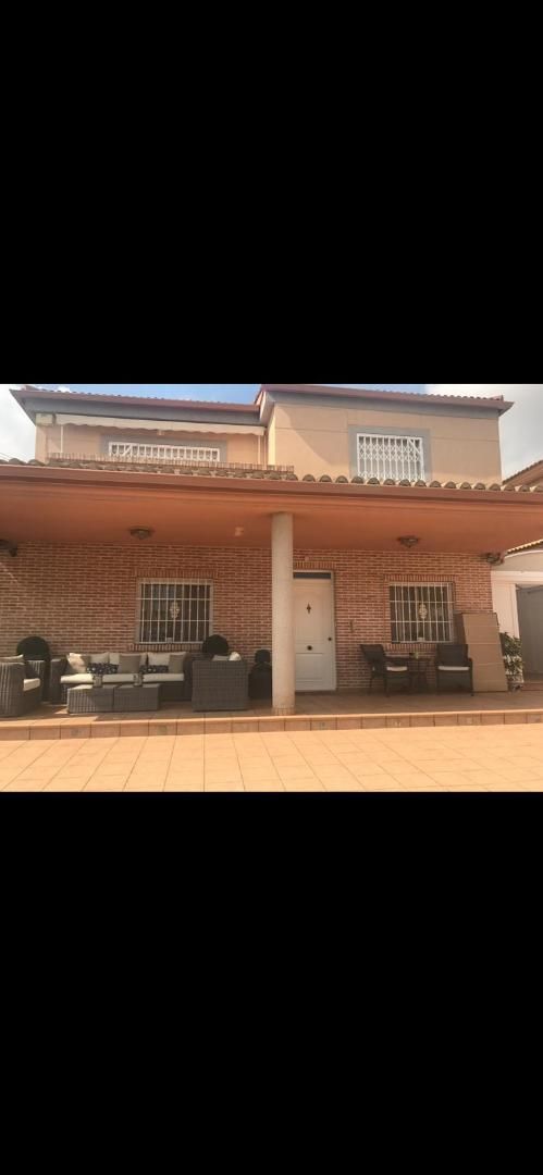 Exterior view of House or chalet for sale in Torrent  with Air Conditioner, Terrace and Swimming Pool