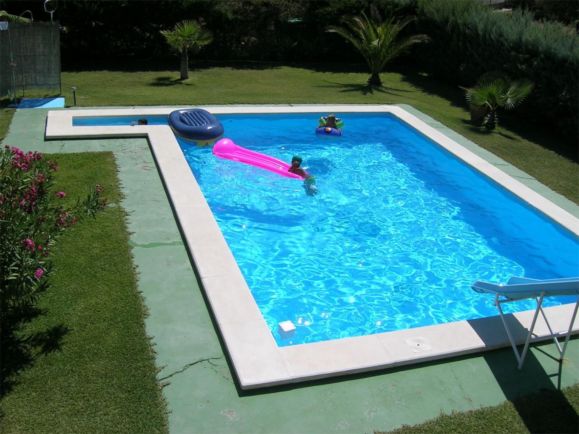 Piscina de Casa o xalet en venda en Badajoz Capital amb Aire condicionat, Terrassa i Piscina
