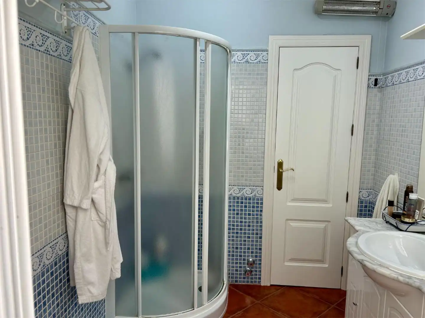 Flat for sale in Calle Cadiz, 101, Villacarrillo Bathroom of Flat for sale in Villacarrillo with Air Conditioner, Heating and Terrace