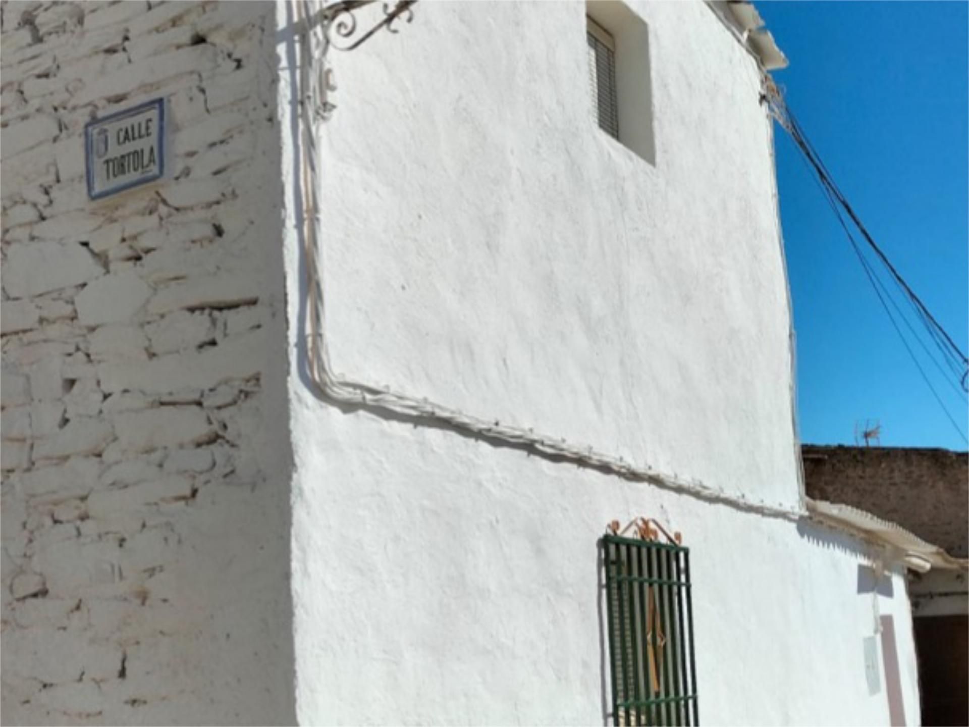 Exterior view of Single-family semi-detached for sale in Valle del Zalabí  with Heating, Furnished and Oven