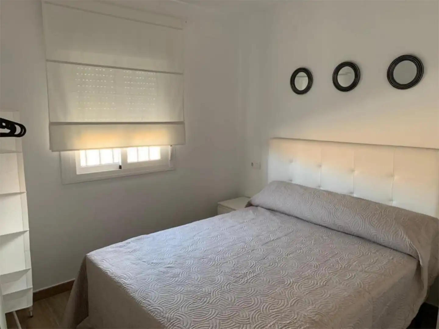 Casa o chalet en venta en Avenida Santa Ana, 17, Lora del Río Habitación de Casa o chalet en venta en Lora del Río con Aire acondicionado y Piscina