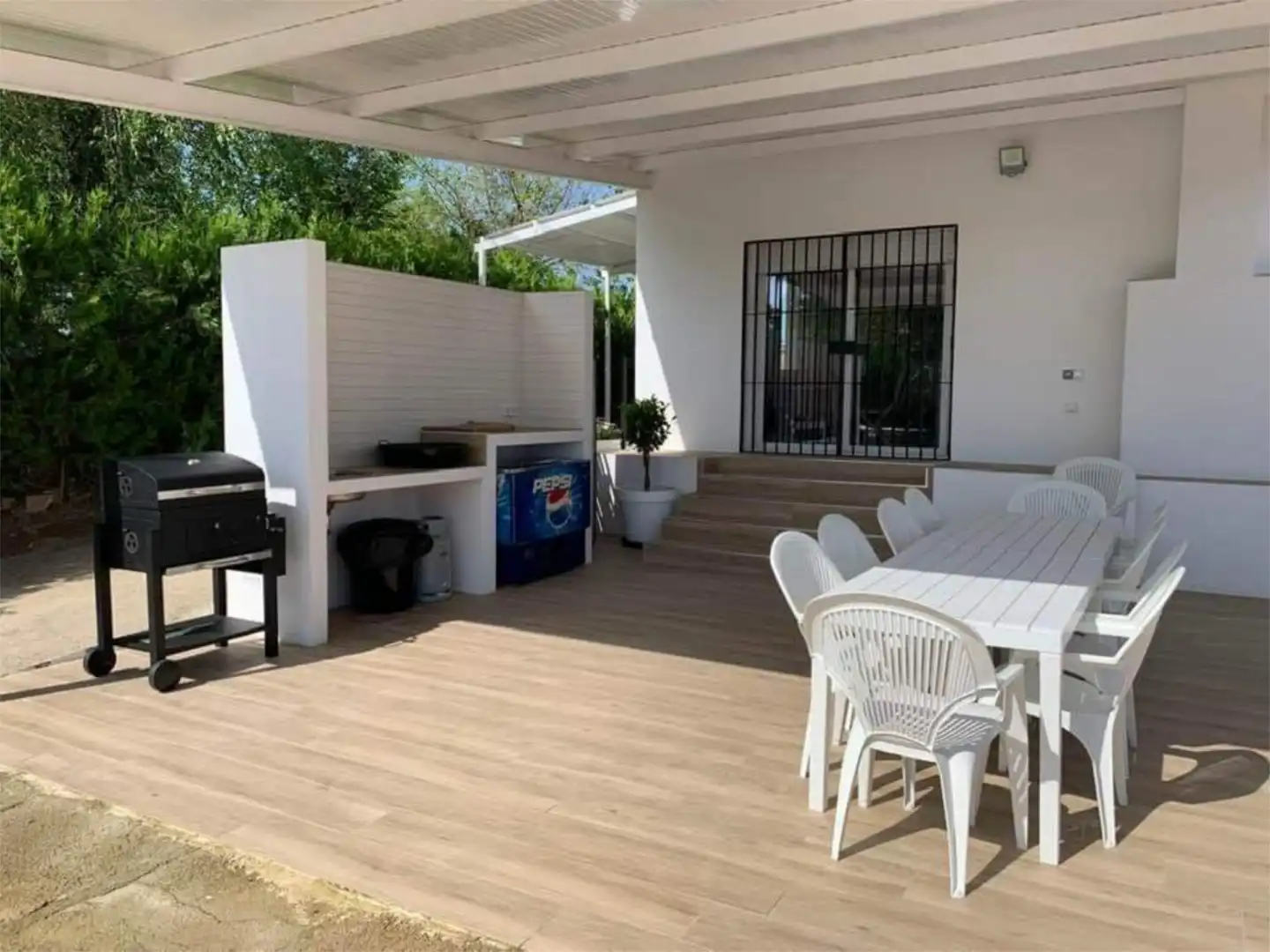 Casa o chalet en venta en Avenida Santa Ana, 17, Lora del Río Terraza de Casa o chalet en venta en Lora del Río con Aire acondicionado y Piscina