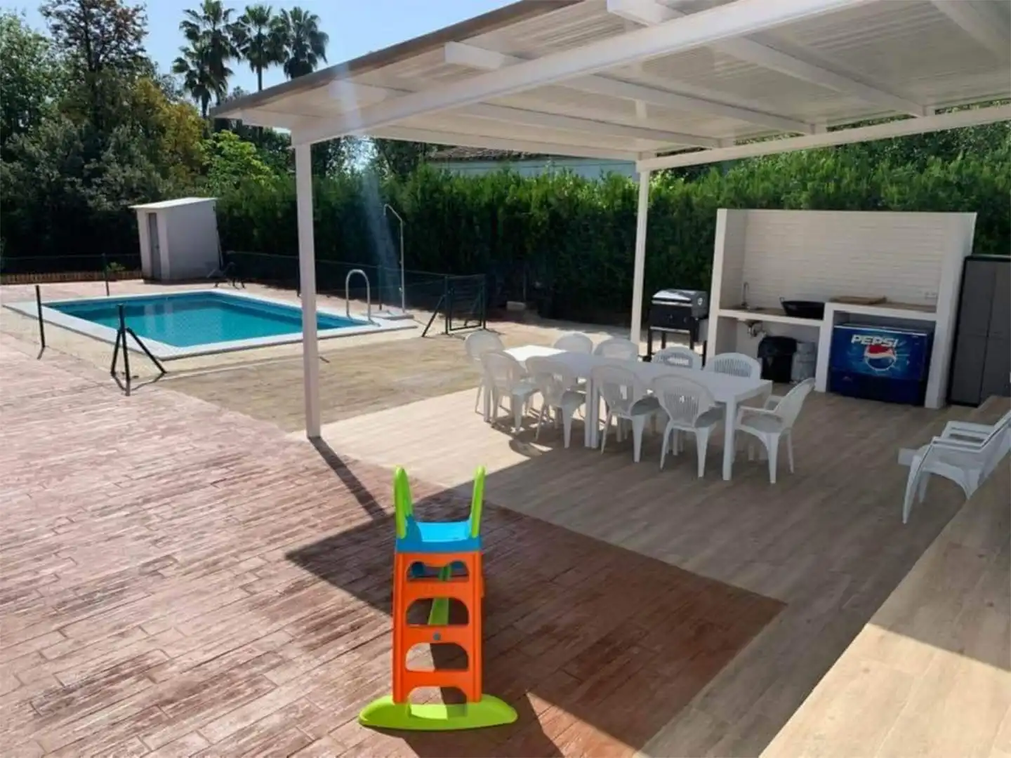 Casa o chalet en venta en Avenida Santa Ana, 17, Lora del Río Terraza de Casa o chalet en venta en Lora del Río con Aire acondicionado y Piscina