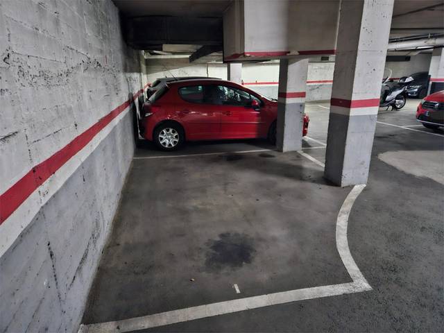 Garaje en Venta en Passeig de la Torre Blanca, 60 en El Coll