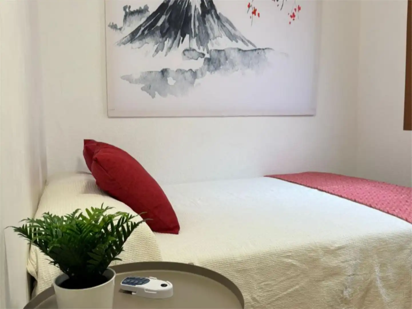 Habitación en Carrer de Ricardo Martínez Llovet, 3, Sant Josep - Zona Hospital Habitación de Piso para compartir en Ontinyent con Calefacción, Amueblado y Horno
