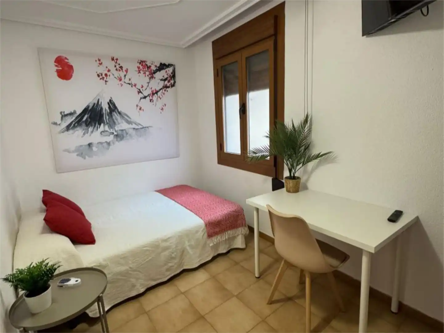 Habitación en Carrer de Ricardo Martínez Llovet, 3, Sant Josep - Zona Hospital Habitación de Piso para compartir en Ontinyent con Calefacción, Amueblado y Horno