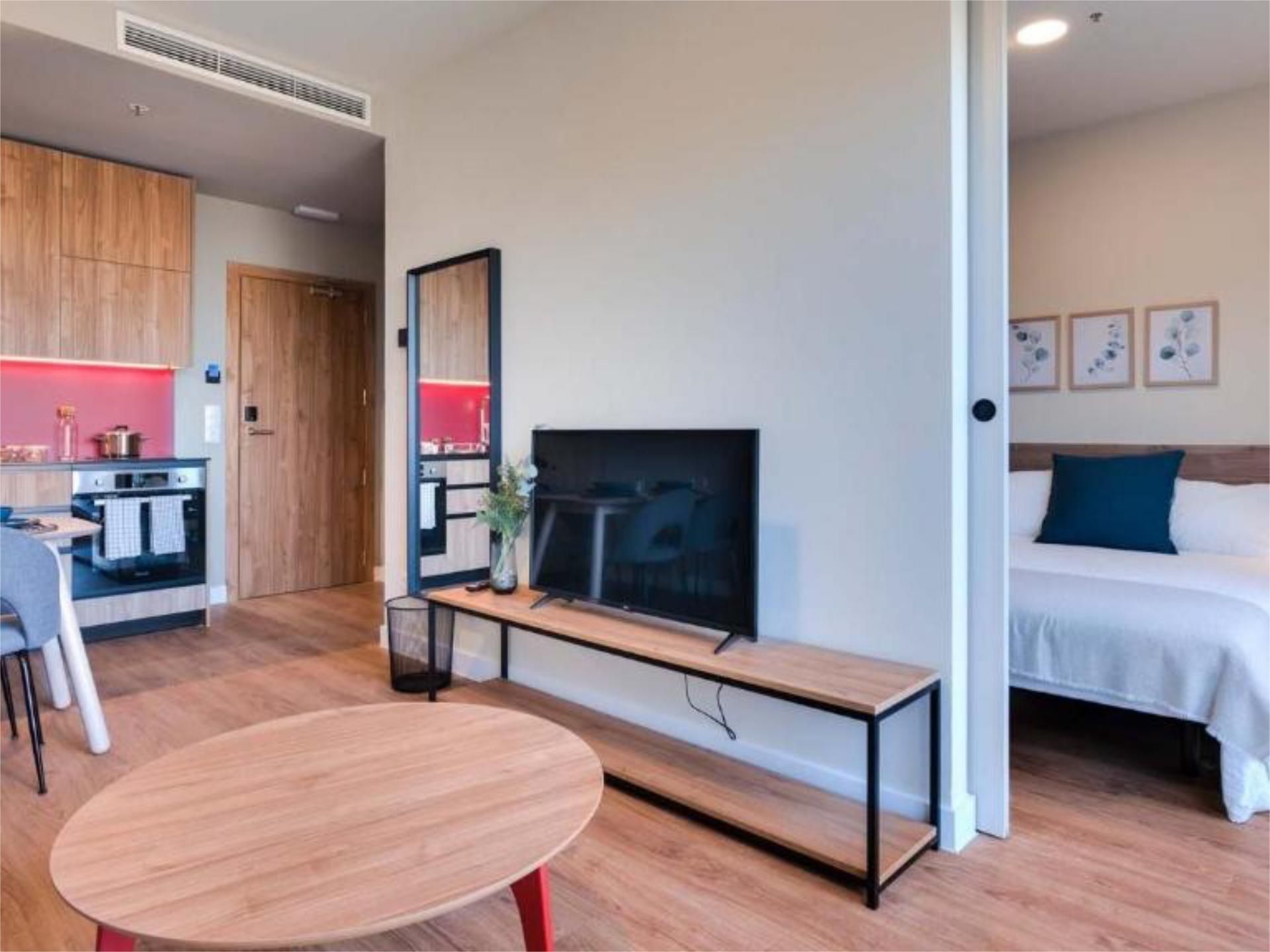 Sala d'estar de Apartament de lloguer en Alcobendas amb Aire condicionat, Calefacció i Jardí privat