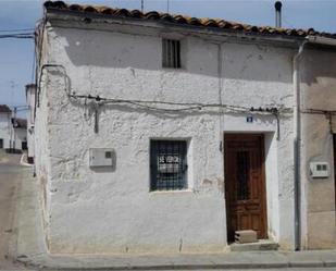 Exterior view of House or chalet for sale in Campillo de Altobuey  with Terrace