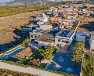 Vista exterior de Casa o xalet en venda en La Zubia amb Aire condicionat, Terrassa i Piscina