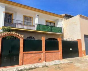 Vista exterior de Casa o xalet en venda en Teba amb Calefacció, Jardí privat i Terrassa