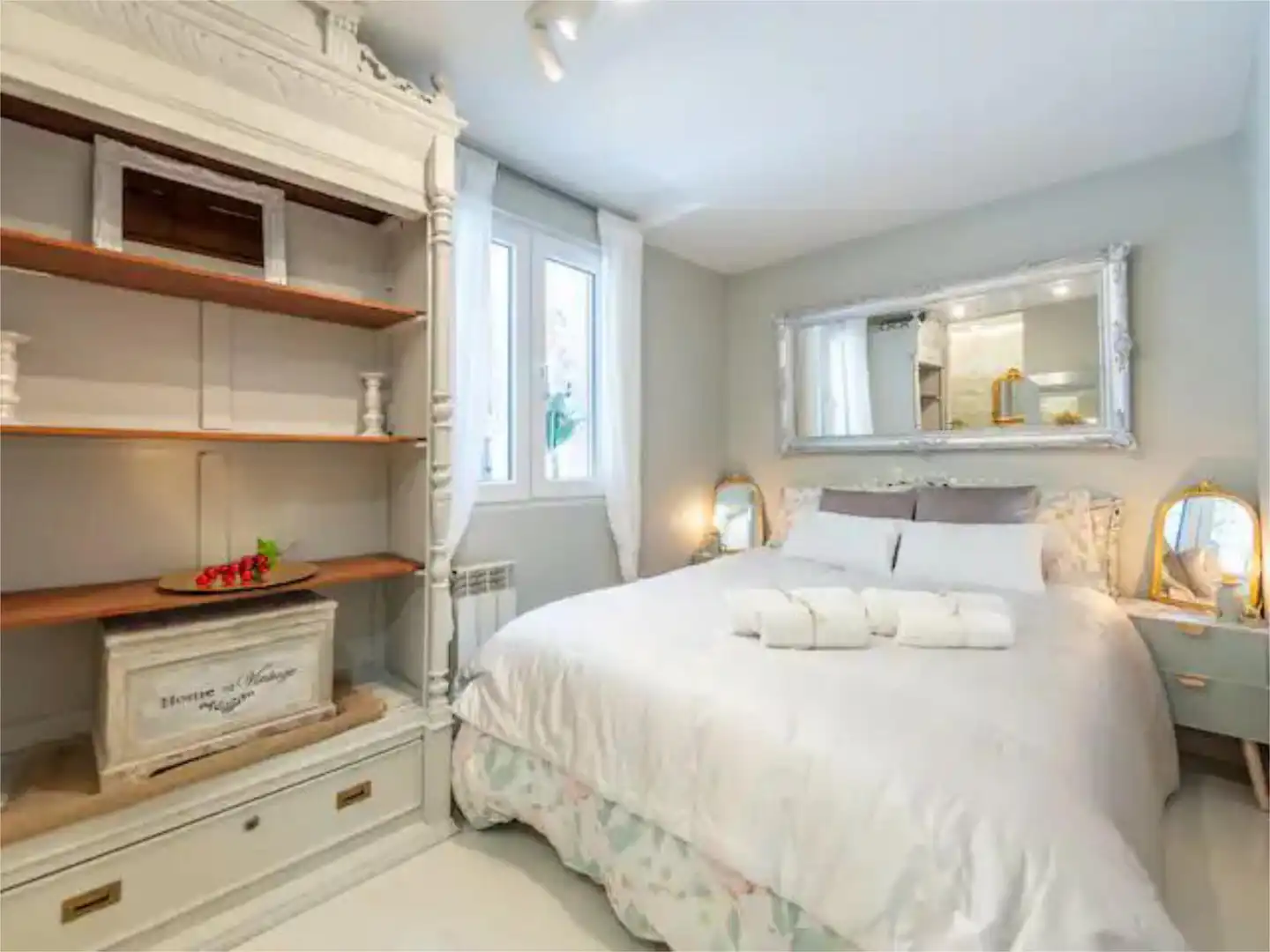 Habitación en Calle de Pardo Bazán, 11, Hispanoamérica - Bernabéu Habitación de Piso para compartir en Madrid con Calefacción, Jardín privado y Terraza