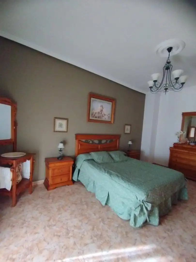 Casa adosada en venta en Calle Progreso, Manzanares Habitación de Casa adosada en venta en Manzanares con Aire acondicionado, Calefacción y Terraza