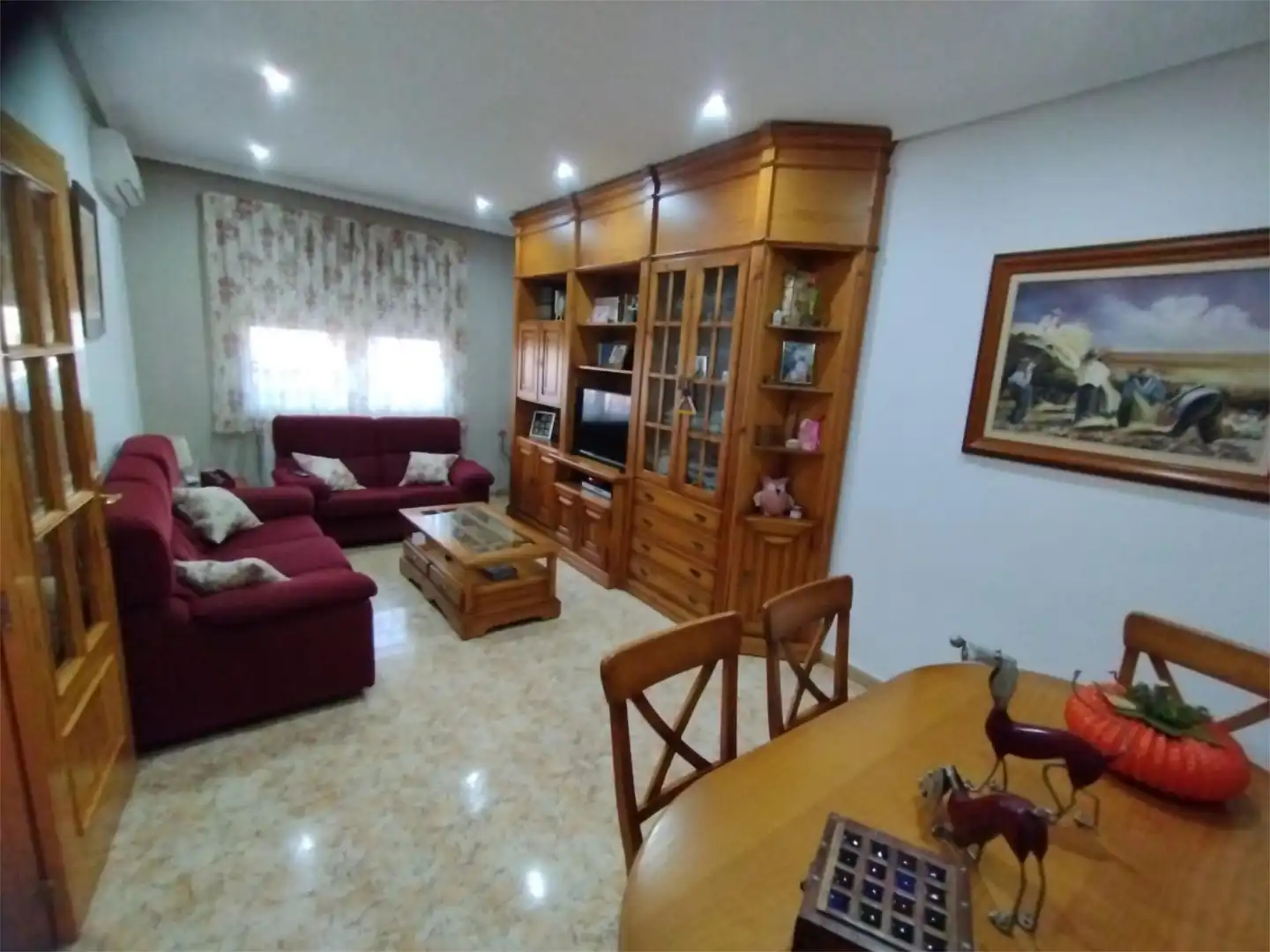 Casa adosada en venta en Calle Progreso, Manzanares Sala de estar de Casa adosada en venta en Manzanares con Aire acondicionado, Calefacción y Terraza