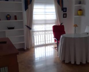 Dormitori de Apartament de lloguer en  Huelva Capital amb Aire condicionat i Balcó