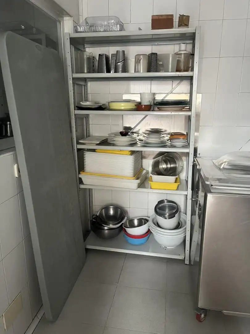 Cocina de Local de alquiler en Madrid con Aire acondicionado