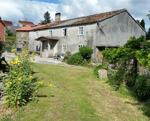 Vista exterior de Casa o xalet en venda en Santiago de Compostela 