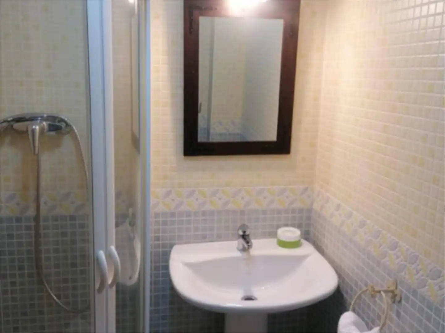 Baño de Piso en venta en Córdoba con Calefacción, Jardín privado y Terraza
