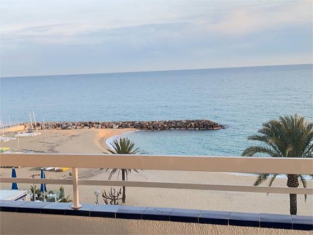 Piso en Alquiler en Carrer de l'Estació, 17 en Caldes d'Estrac