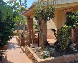 Jardí de Casa o xalet en venda en Vélez-Málaga amb Aire condicionat, Terrassa i Piscina