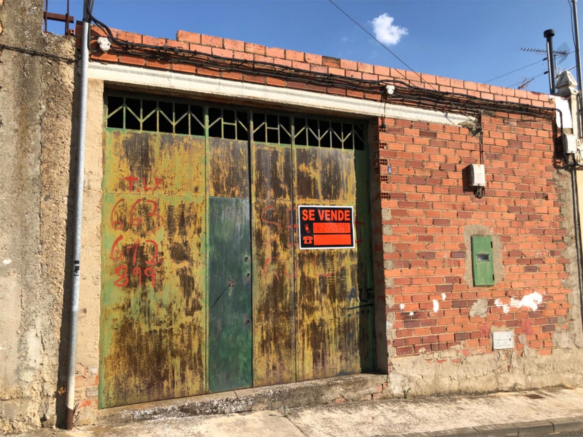 Exterior view of Planta baja for sale in Badajoz Capital