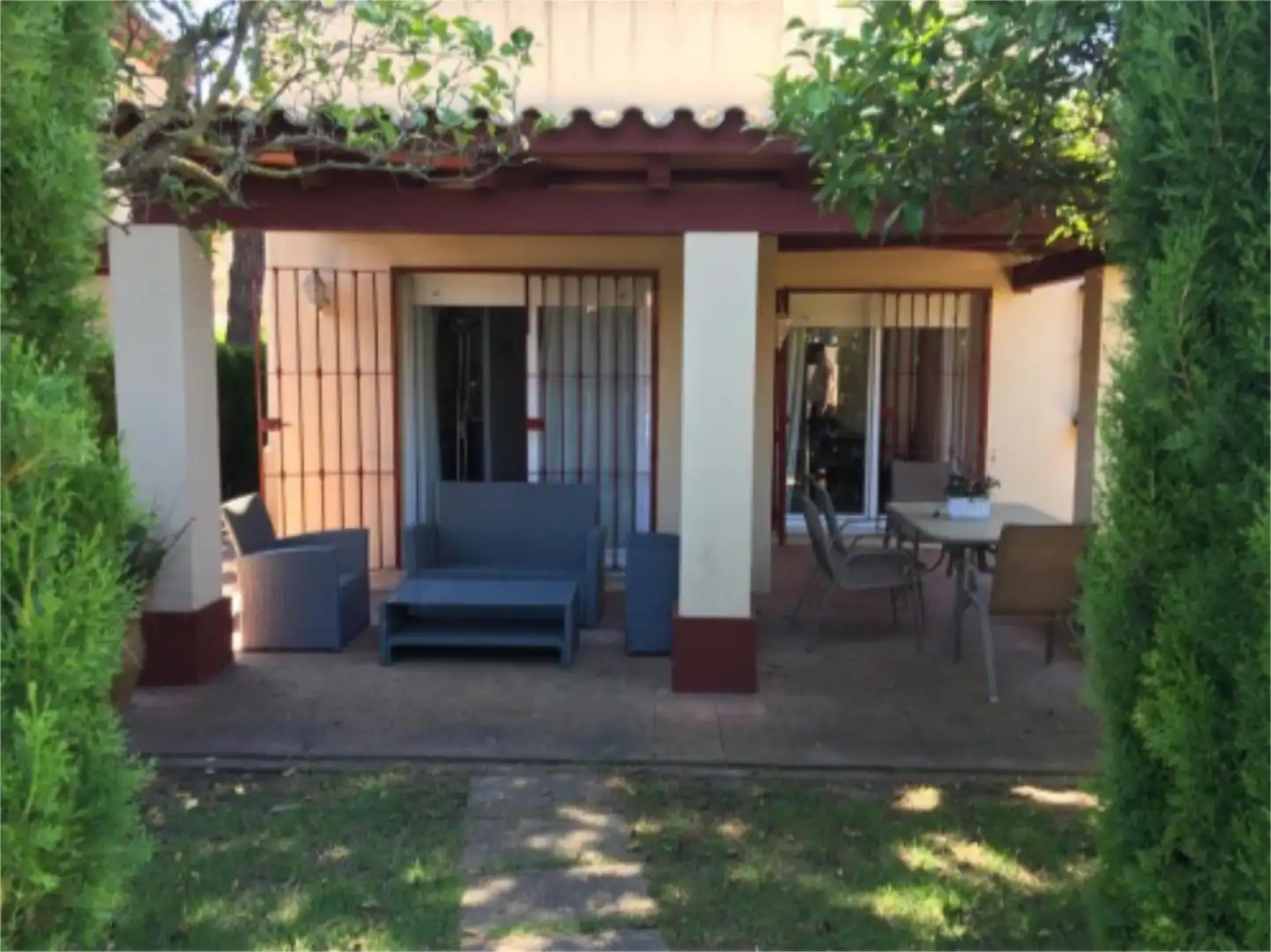 Houses for rent in Avenida Octavio Augusto, Novo Sancti Petri Houses for rent in Avenida Octavio Augusto, Novo Sancti Petri