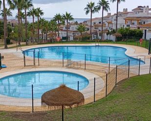 Piscina de Casa adosada en venda en Benalmádena amb Terrassa i Piscina