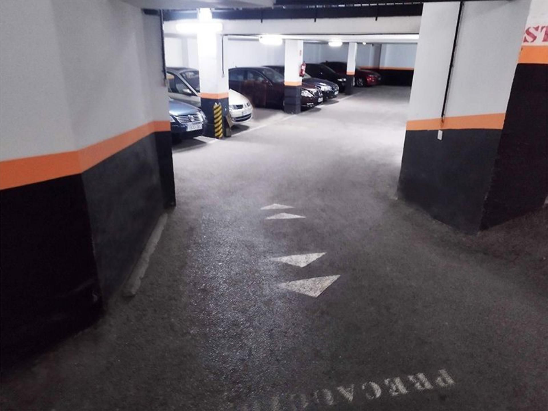 Aparcament de Garatge en venda en Gijón 
