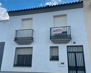 Vista exterior de Casa o xalet en venda en Monterrubio de la Serena amb Terrassa