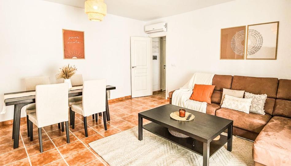 Photo 1 of Flat to rent in Calle Sierra Lujar, 4, Vélez de Benaudalla, Granada