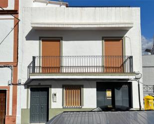 Exterior view of Single-family semi-detached for sale in El Castillo de las Guardas  with Air Conditioner, Terrace and Balcony