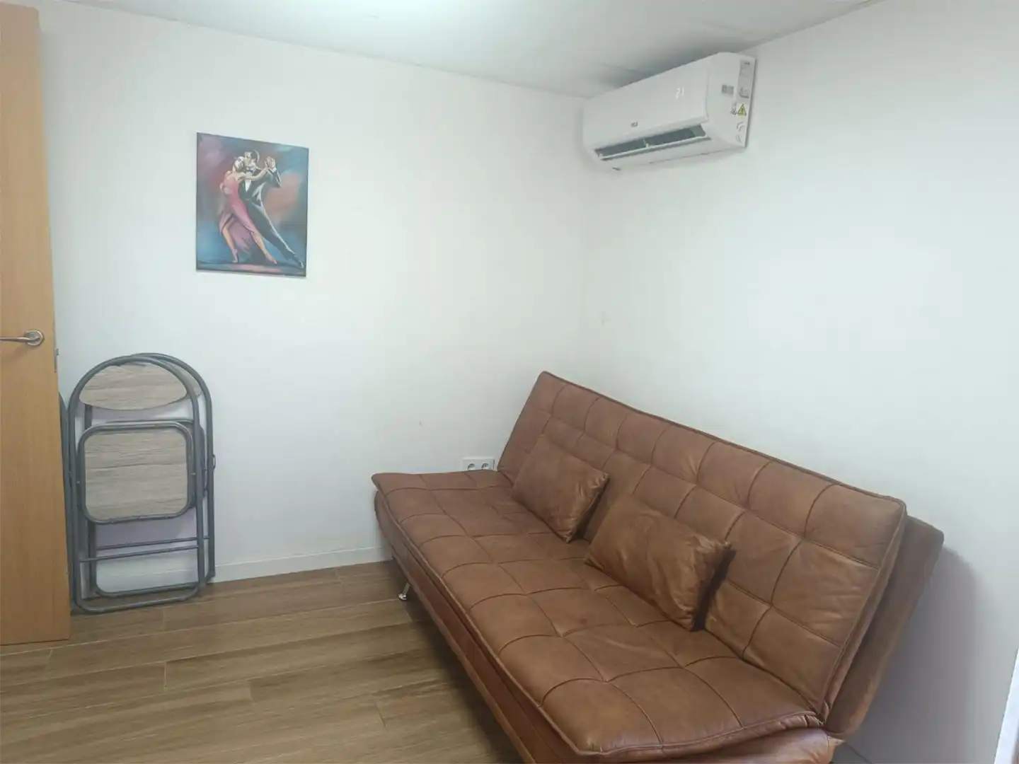 Wohnung zur Miete in Carrer de Rafalcaid, 54, Grau de Gandia - Venecia - Marenys de Rafalcaid Wohnzimmer von Wohnung zur Miete in Gandia mit Klimaanlage, Heizung und Privatgarten