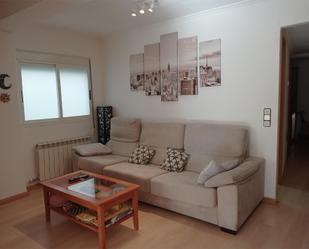 Living room of Flat for sale in  Zaragoza Capital  with Air Conditioner and Balcony