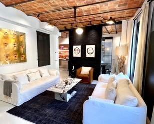 Living room of Flat to rent in  Barcelona Capital  with Air Conditioner and Balcony