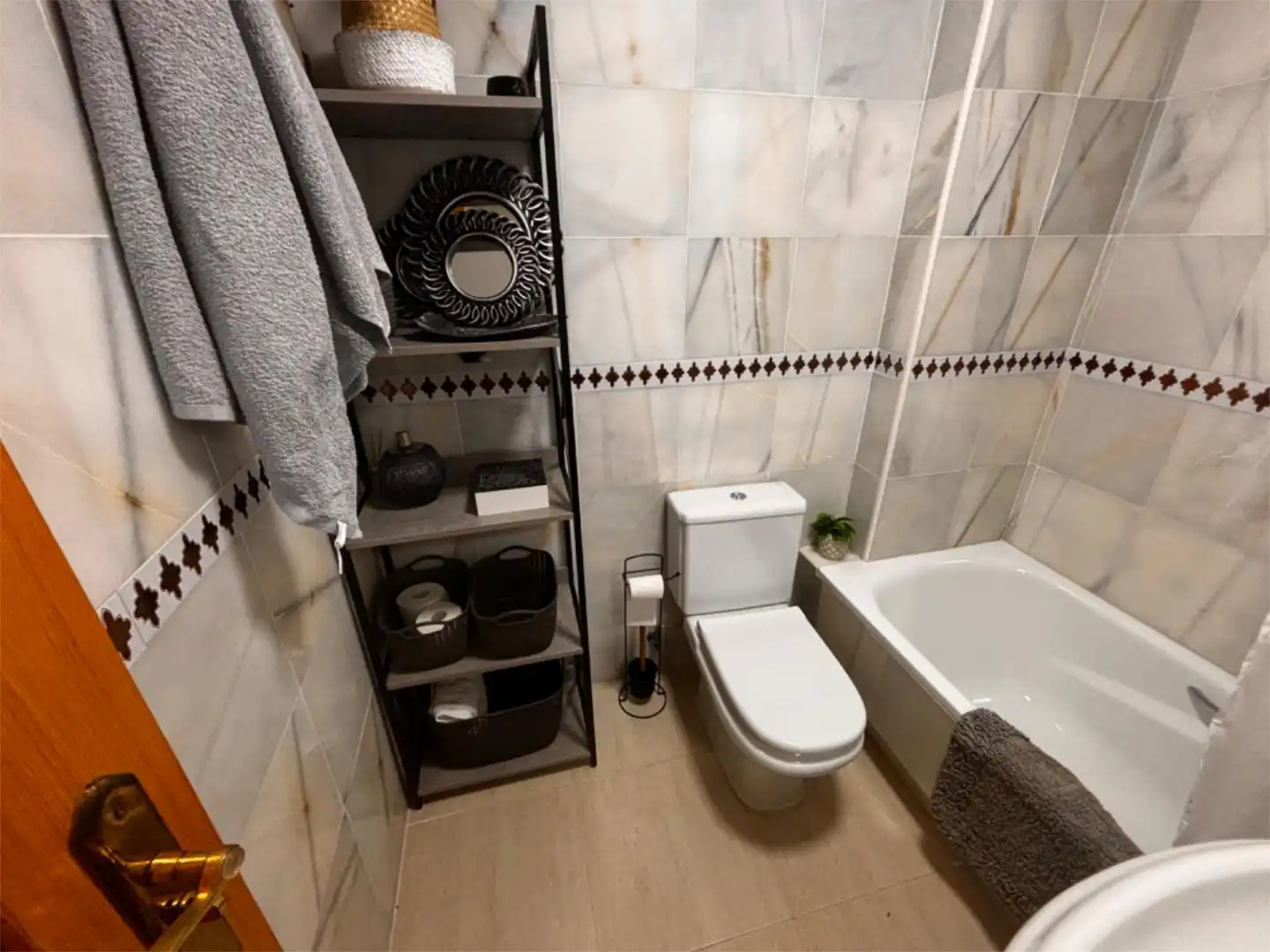 Wohnung zur Miete in Calle Monte Mahimon, 20, Golf Valle Este Wohnung zur Miete in Calle Monte Mahimon, 20, Golf Valle Este