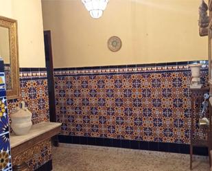 Bathroom of Flat for sale in Cantillana  with Terrace and Balcony