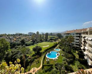 Exterior view of Flat to rent in Marbella  with Air Conditioner, Terrace and Swimming Pool