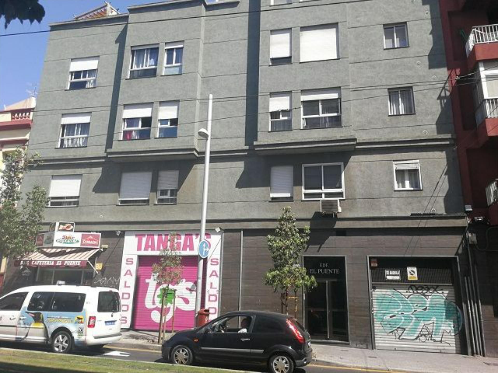 Exterior view of Garage to rent in  Santa Cruz de Tenerife Capital
