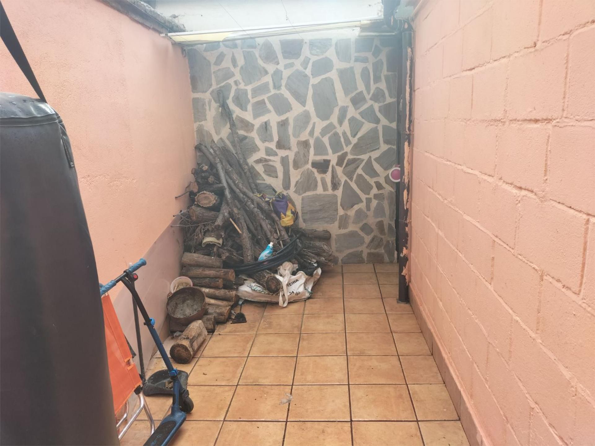Casa adosada en venda en Las Herencias amb Calefacció i Moblat