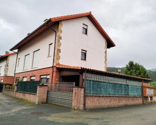 Exterior view of House or chalet for sale in Santa María de Cayón  with Terrace