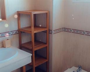 Bathroom of House or chalet to rent in Tórtola de Henares