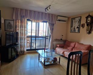 Living room of Flat for sale in Fuenlabrada  with Air Conditioner and Terrace