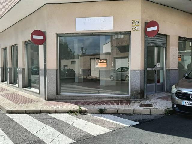 Local comercial en Alquiler en Calle Carlos Arniches, 11 en Castalla